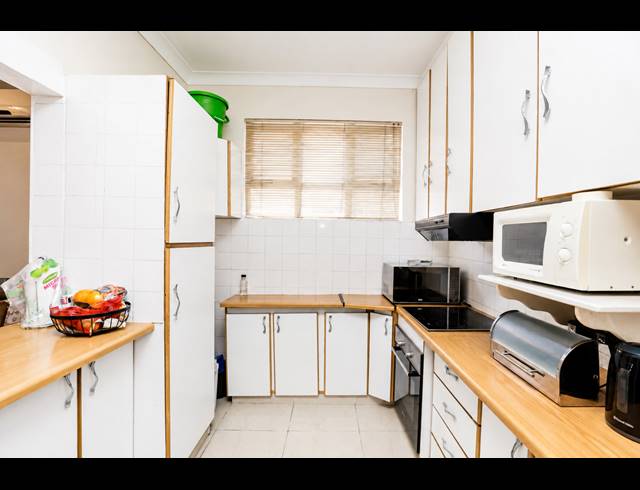2 BEDROOM APARTMENT FOR SALE IN MORNINGSIDE